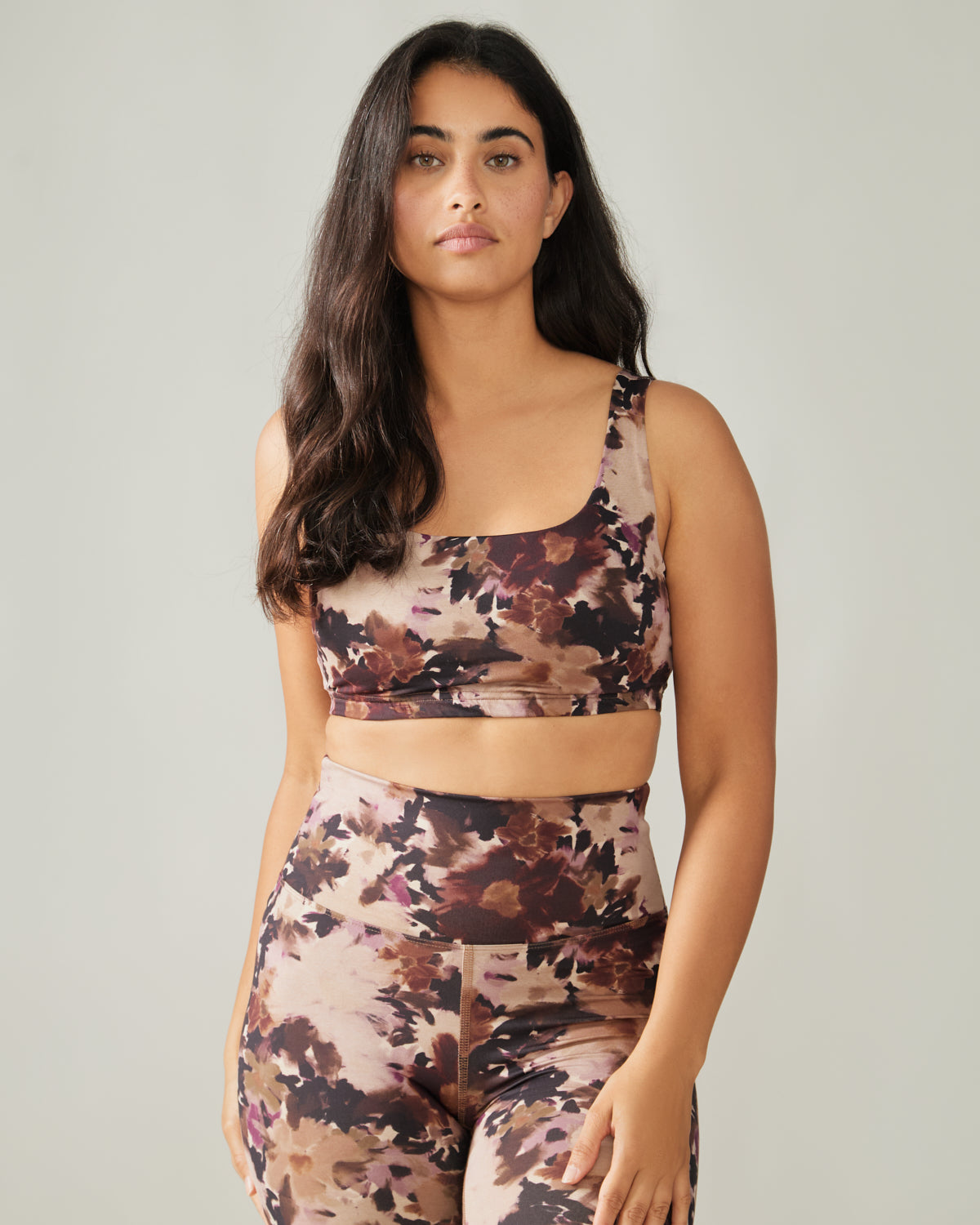 Women wearing the Life's good Sports Bra by Rose Boreal - Floral Dream / Femme qui porte le Soutien-gorge La Vie est belle -  de Rose Boreal - Rêve Fleuri