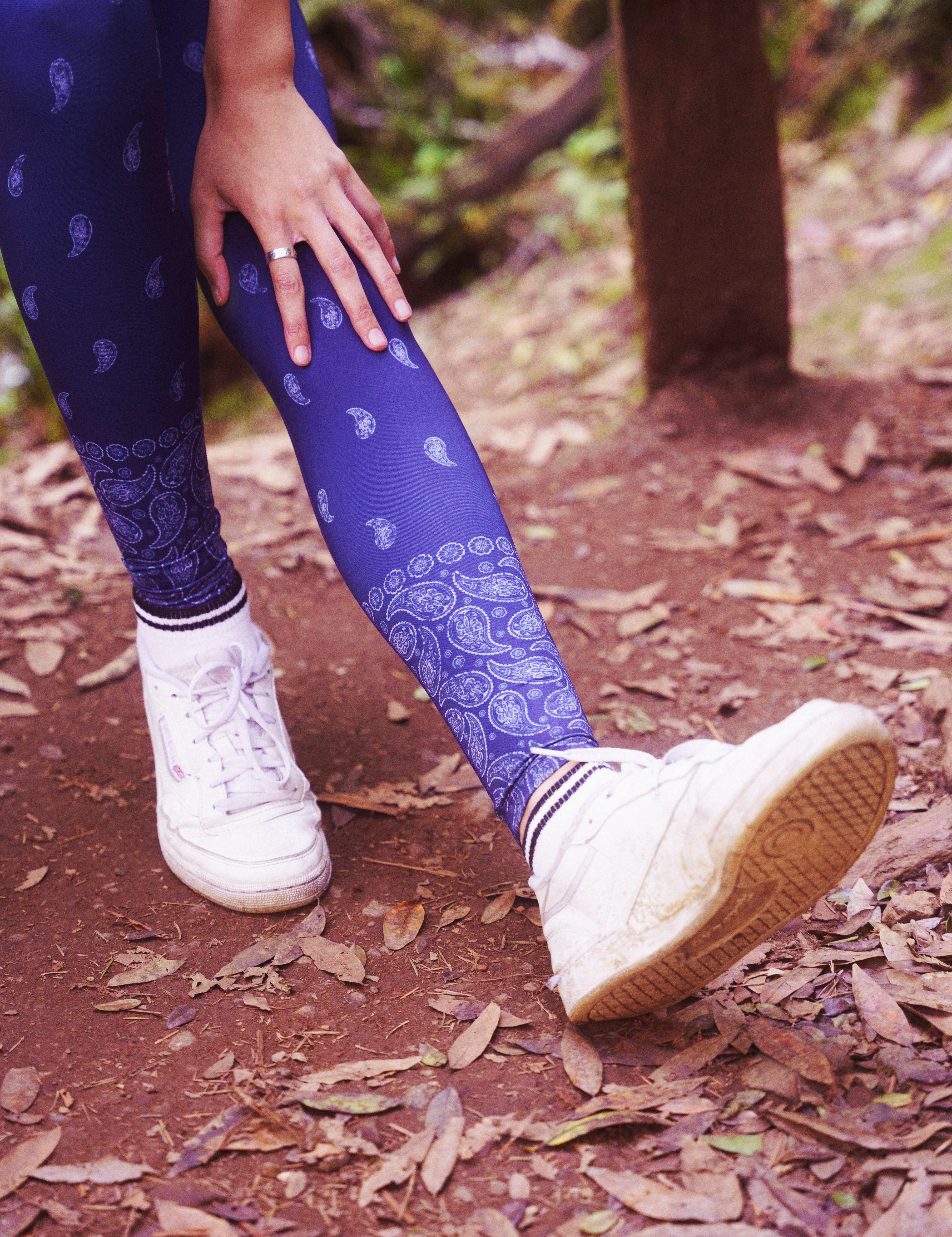 Rose Boreal - Legging - Reversible Ultralight High-Rise Legging - Bandana